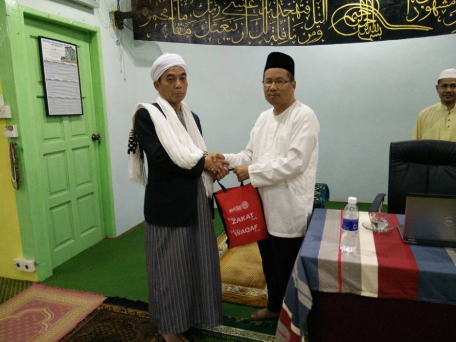 CERAMAH ZAKAT DI MASJID AL-FURQAN, TAMAN MALIHAH, KUCHING 