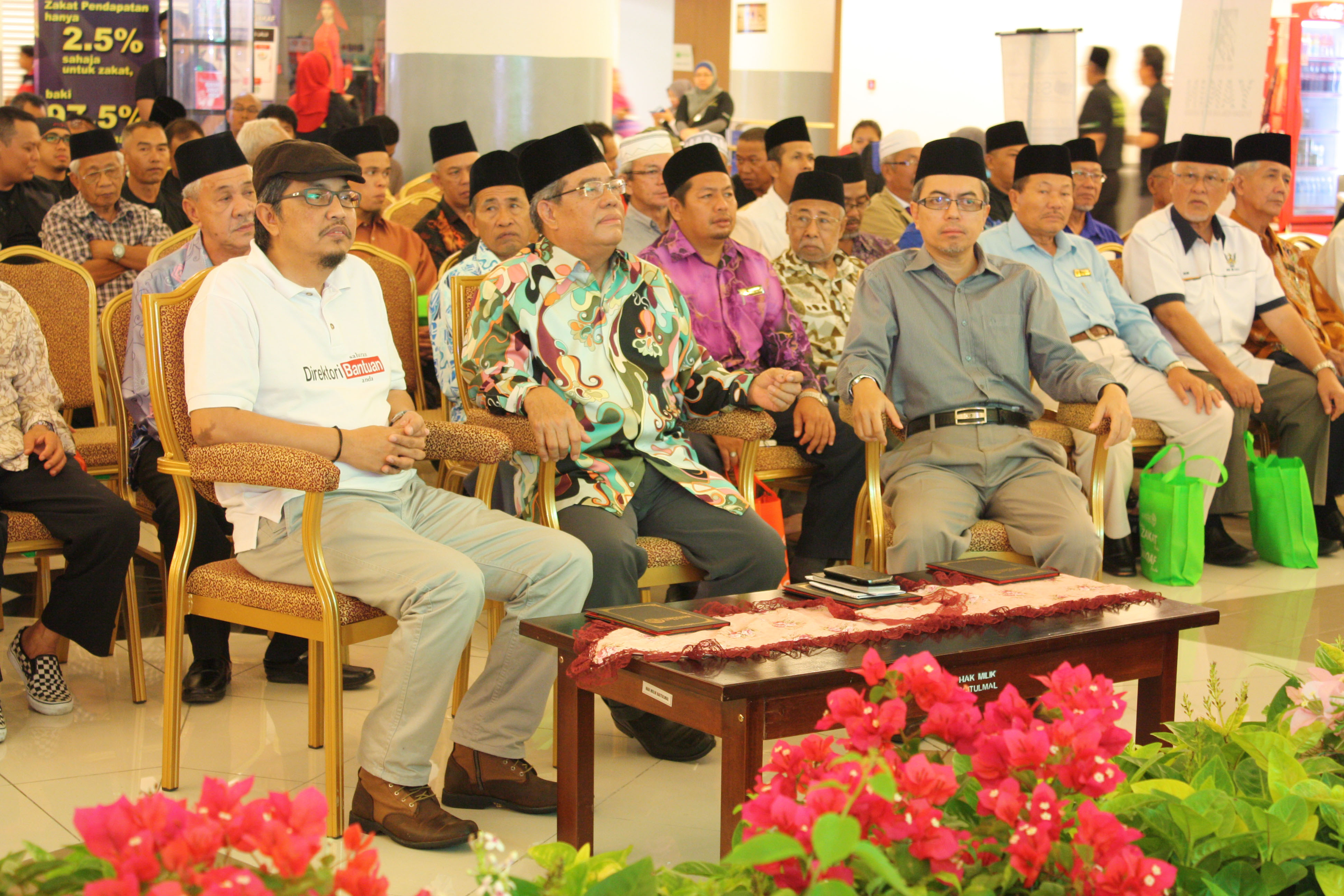 Majlis Perasmiam Bulan Zakat Kebangsaan 2013 : TABUNG Majlis Perasmiam Bulan Zakat Kebangsaan 2013 : TABUNG